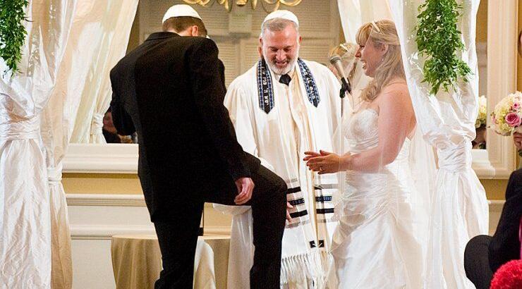 Παράξενα έθιμα γάμου σε όλον τον κόσμο