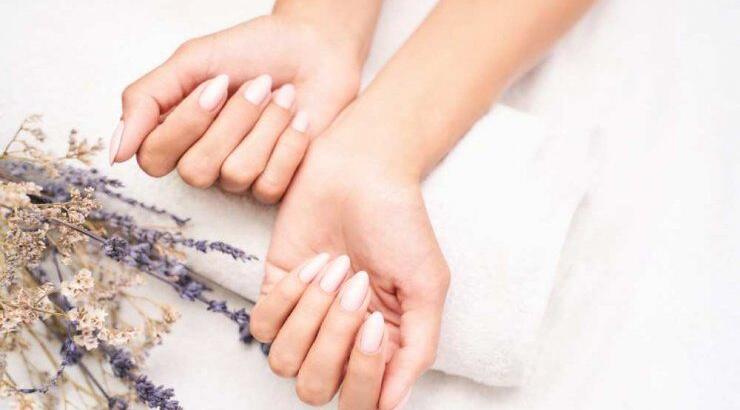 Παντρεύεσαι; 4+1 ιδεές για το μανικιούρ σου