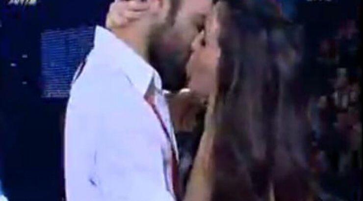 Ανδρέας Γεωργίου - Ελένη Βαΐτσου: Tο καυτό φιλί στο DWTS4  [βίντεο]