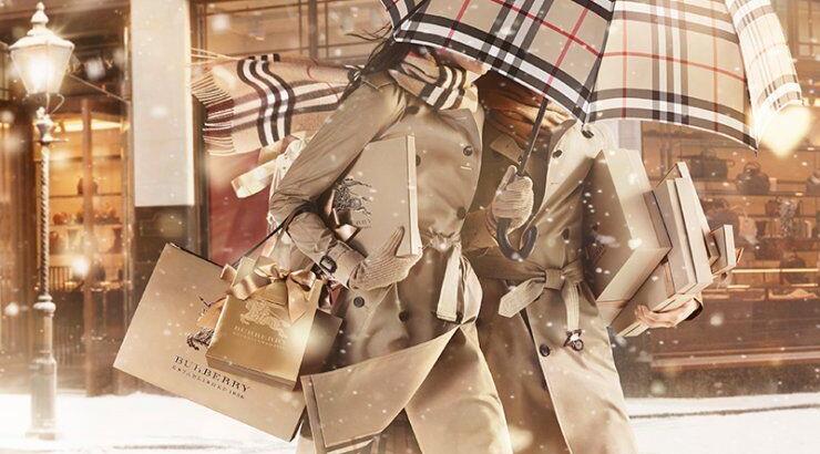 Η χριστουγεννιάτικη καμπάνια του οίκου Burberry [Φωτογραφίες]