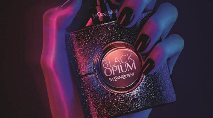 Υποδεχόμαστε το νέο YSL Black Opium Glowing Eau de Toilette