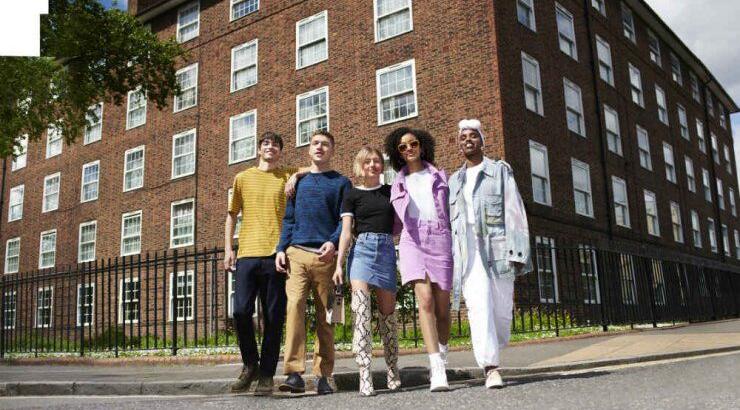 Call it Spring: Η διεθνής αλυσίδα υποδημάτων που προσφέρει 100% vegan παπούτσια