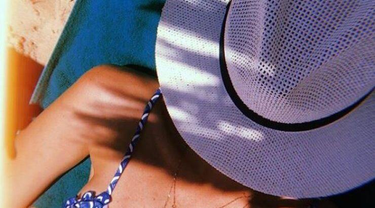 Οι ρομαντικές διακοπές επώνυμης Κύπριας με τον αρραβωνιαστικό της στο Κάπρι