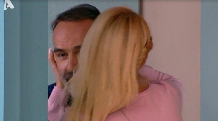 Γκουντάρας - Μενεγάκη: Δάκρυσαν on air [βίντεο]