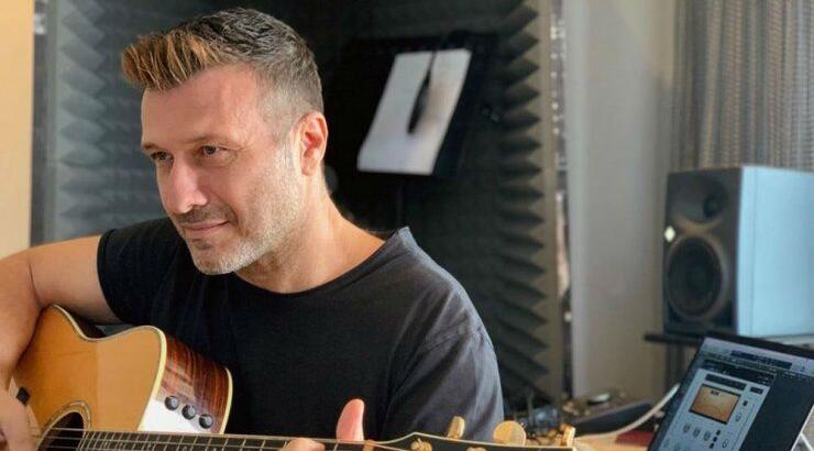 Γιάννης Πλούταρχος: Το μαγευτικό ντουέτο με τον γιο του, Γιώργο! [βίντεο]