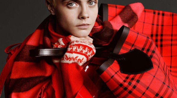 Ο οίκος Burberry μας βάζει σε εορταστικό κλίμα με πρωταγωνίστρια την Cara Delevingne