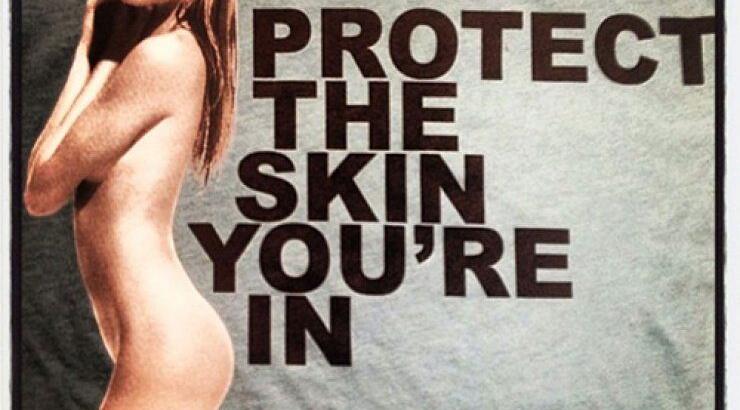 Η Cara Delevingne ποζάρει γυμνή για τον Marc Jacobs