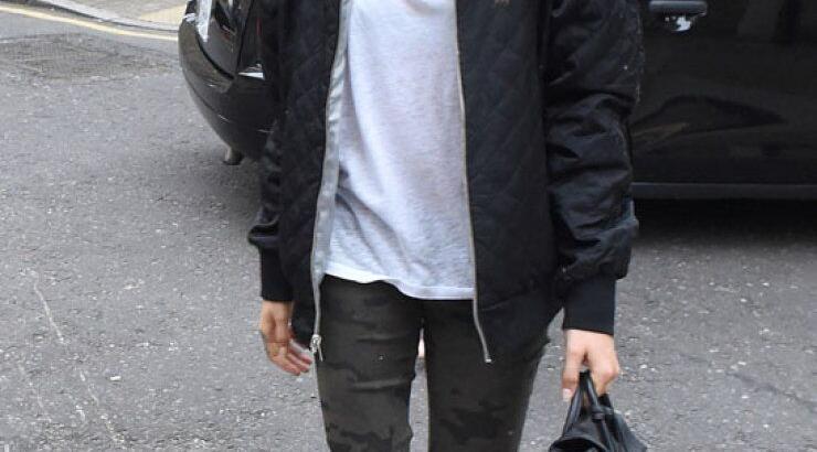 Κατάξανθη η Cara Delevinge [εικόνες]