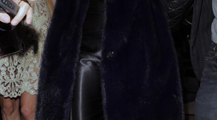 Στα μαύρα της τα χάλια η Cara Delevigne [εικόνες]