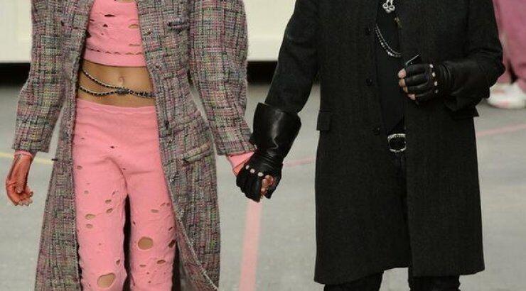 Tι έγινε στο fashion show της Chanel στο PFW ( βίντεο)