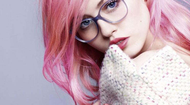 Ο οίκος Chanel τα βλέπει όλα... ροζ!