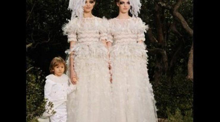 O gay γάμος υψηλής ραπτικής του maison Chanel