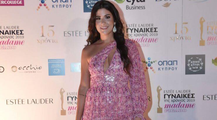 Χάρις Χαραλάμπους: Ο συμβολισμός πίσω από το print του φορέματος που επέλεξε για τα "Madame Figaro Γυναίκες της Χρονιάς" 