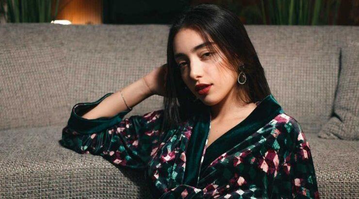 Κύπρια σχεδιάστρια δημιούργησε ένα υπέροχο stay-at-home look ιδανικό για τα Χριστούγεννα!