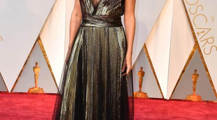 Oscar 2017: Έτσι δημιουργήθηκαν τα φορέματα του οίκου Dior για το κόκκινο χαλί