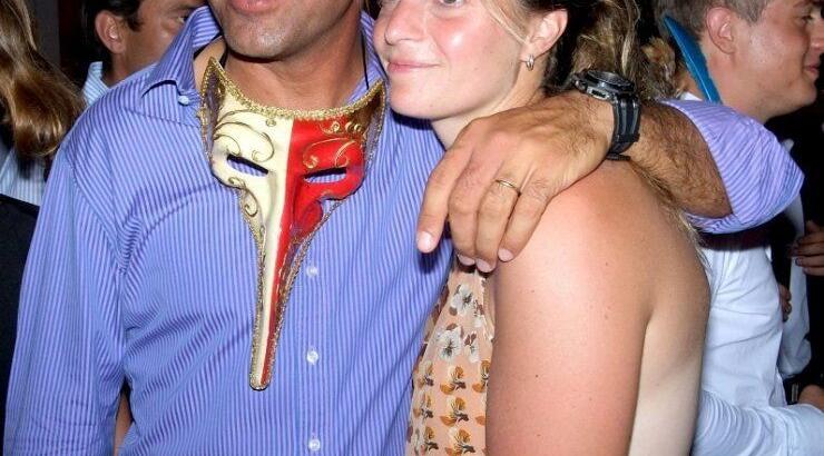 O σύζυγος της Αθηνάς Ωνάση αποκαλύπτει γιατί δεν έχουν κάνει ακόμα παιδί!