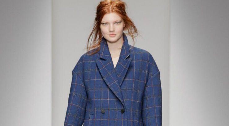 Εντοπίσαμε το πιο κομψό καρό παλτό της κυπριακής αγοράς