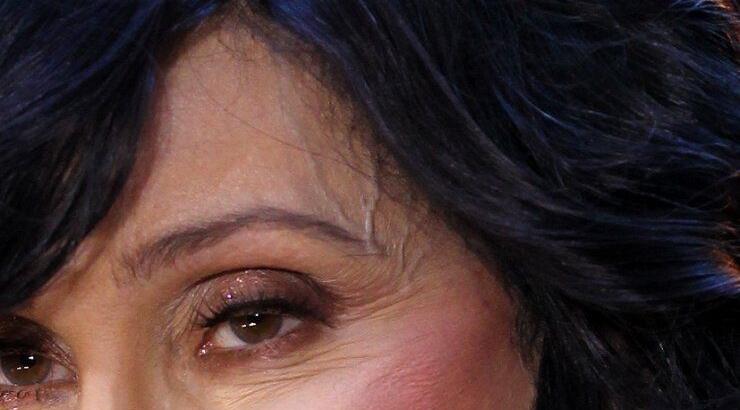 Δείτε τις ρυτίδες της τραγουδίστριας Cher!!!