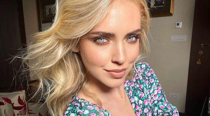 Μάθαμε πόσο κοστίζουν τα Chanel "dad" sandals της Chiara Ferragni! [εικόνες]