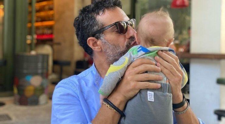 Γιώργος Χρανιώτης: Ο γιος του μεγάλωσε αρκετά και άρχισε να μπουσουλάει [βίντεο]