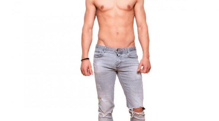 Διαγωνιζόμενος Μr Cyprus τραγουδάει σε νυχτερινό μαγαζί της Λευκωσίας