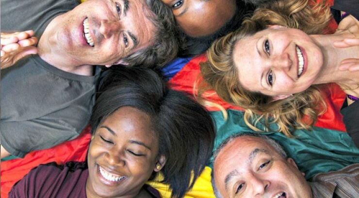 Μια μοναδική εμπειρία Laughter Yoga