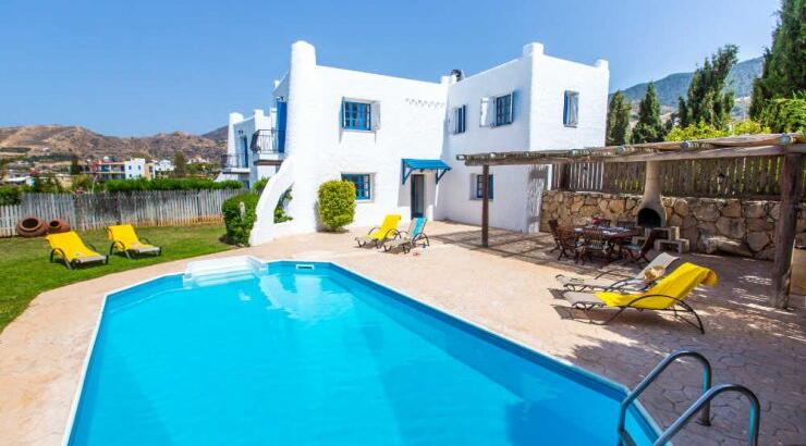 Διαγωνισμός: Κέρδισε διακοπές στην Πάφο για εσένα και την παρέα σου!