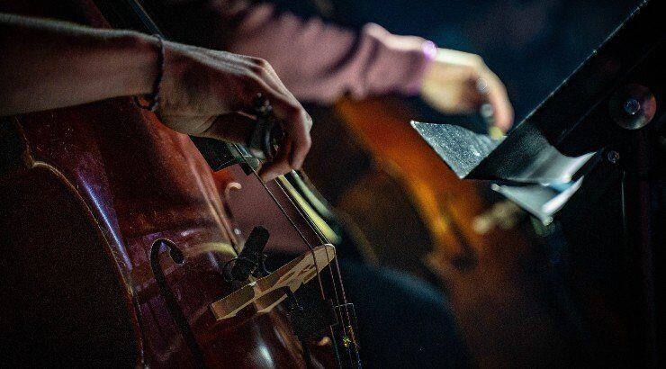 Η κλασική μουσική συναντά την ελληνική μουσική με τα μουσικά και χορευτικά σχήματα του Δήμου Στροβόλου