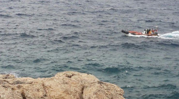 Eπανήρχισαν οι έρευνες για εντοπισμό του 65χρονου ψαρά