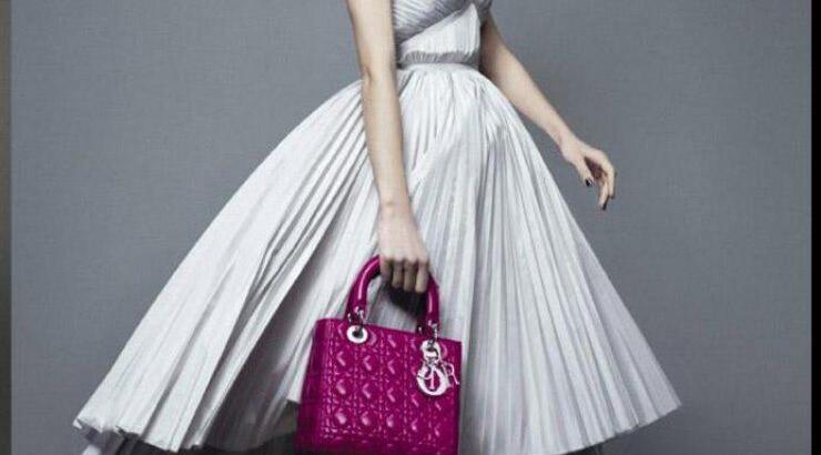 H Marion Cotillard με Lady Dior 