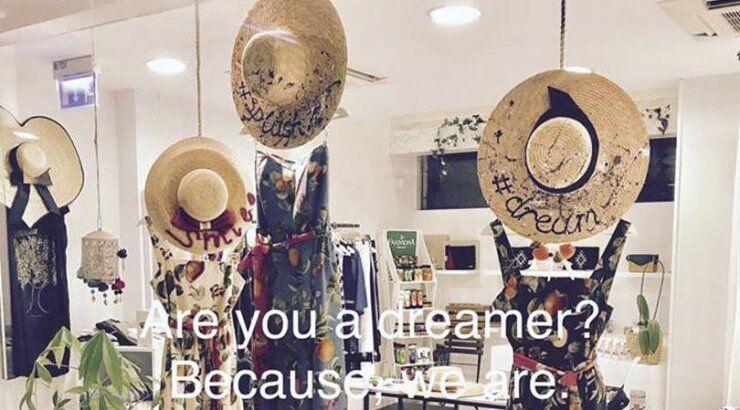 Βρήκαμε την πιο ωραία boutique με ρούχα και αξεσουάρ