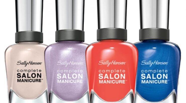 Ένα επαγγελματικού επιπέδου μανικιούρ σε κάθε στρώση για ασύγκριτη λάμψη που διαρκεί!