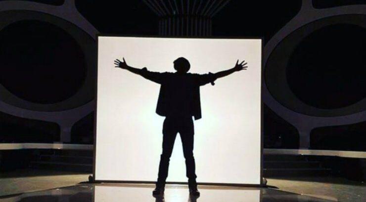 Κούκλος ηθοποιός ποζάρει τελείως γυμνός στο instagram και "κολάζει" το γυναικείο πληθυσμό! [εικόνες]