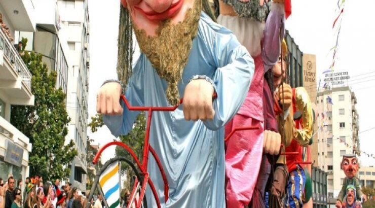 Η Πάφος βάζει τα αποκριάτικά της και μας περιμένει