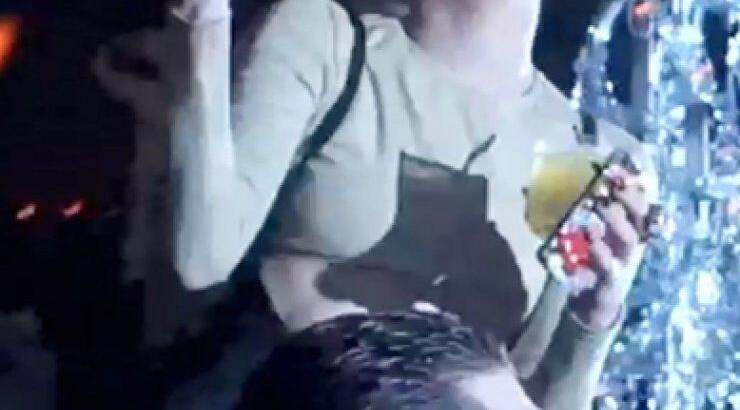 Ξεσαλώνει η Miley Cyrus [φωτογραφίες]