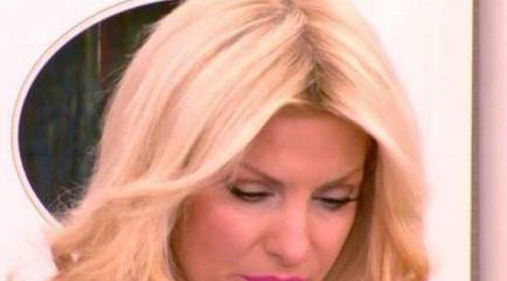  Η Ελένη Μενεγάκη περιγράφει τη δύσκολη νύχτα που πέρασε