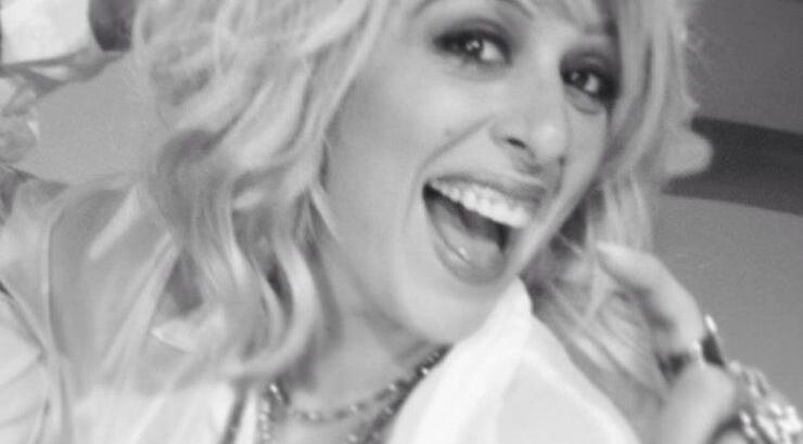 Δανάη Χρίστου: Η πισώπλατη μαχαιριά από άνθρωπο που στήριξε! [βίντεο]