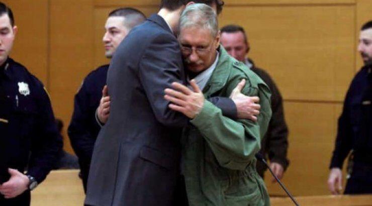 Έζησε 23 χρόνια στη φυλακή για φόνο άλλου