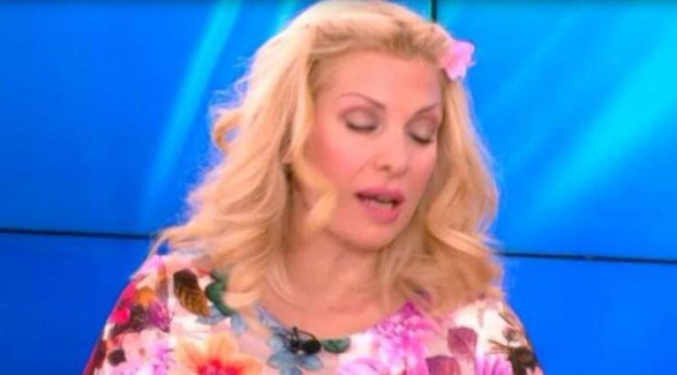  Η Ελένη Μενεγάκη ένιωσε ότι καταρρέει κατά τη διάρκεια της εκπομπής της! [video]