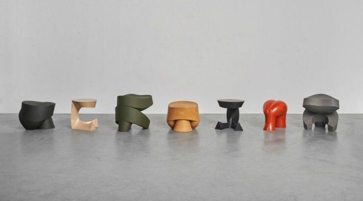 10 λακαριστά κομμάτια συνθέτουν την συλλογή "Slow Motion"