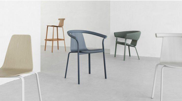 Καρέκλες που… αγαπούν να τις στοιβάζεις!