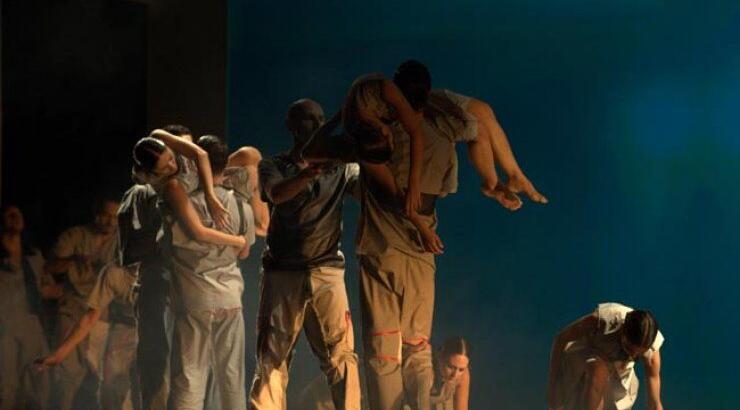 In deep end: Aμφίδρομο Χοροθέατρο