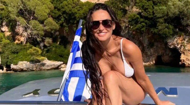 Demi Moore: Τα στιγμιότυπα από τις διακοπές της στις Κυκλάδες [εικόνες]