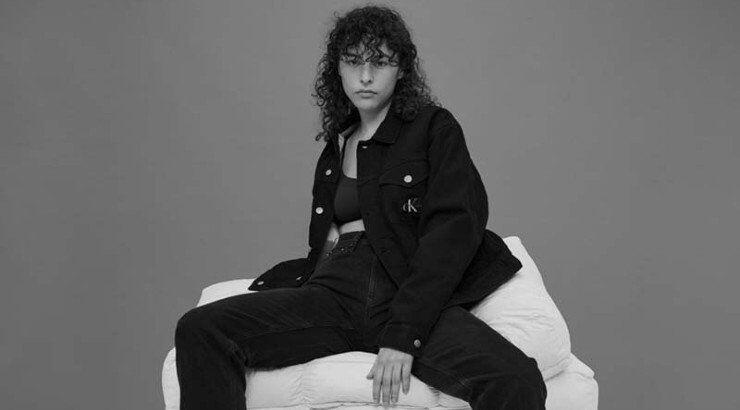 Black Denim Jean: To item που θα σου χαρίσει άψογους στιλιστικούς συνδυασμούς 