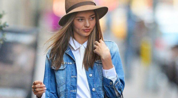 Συνδύασε το αγαπημένο σου printed outfit με denim jacket