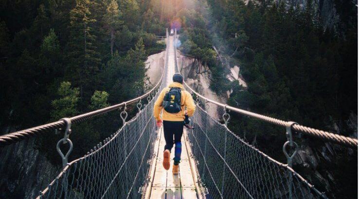 Δεν ζούμε, τρέχουμε: Το κείμενο για τις ψυχικές ασθένειες που θα σε ταρακουνήσει 