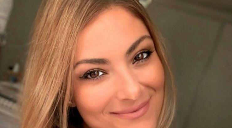 Δέσποινα Καμπούρη: Μας έδειξε την κορούλα της! 