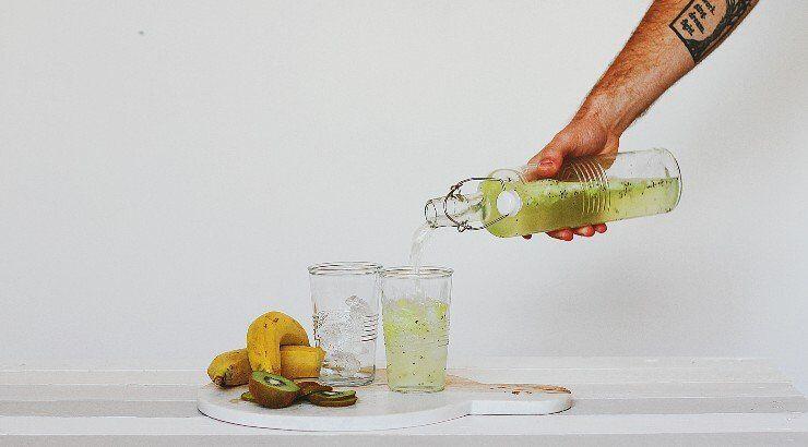 4 detox συστατικά για να προσθέσεις γεύση στο νερό σου!