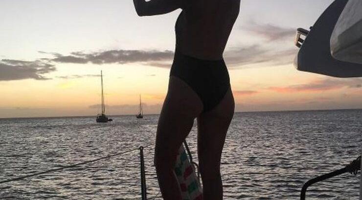 Οι διακοπές γνωστής σχεδιάστριας στα νησιά της Καραϊβικής