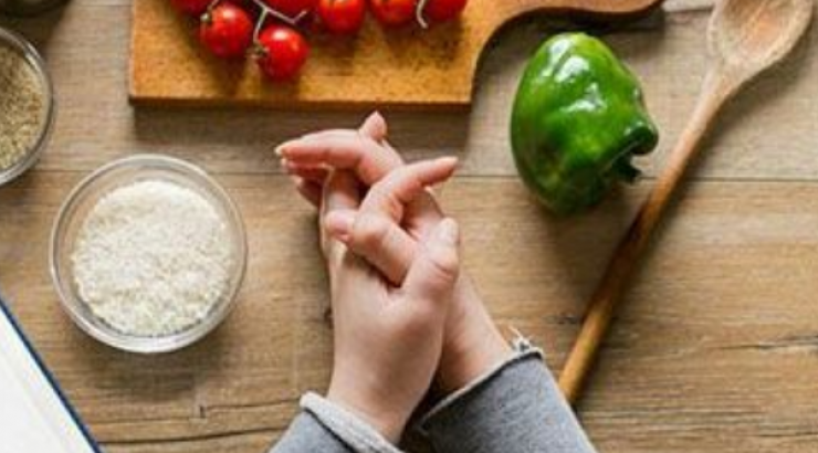 Μικρά tips για να ξεφουσκώσετε σε δύο ημέρες μετά το Πάσχα!